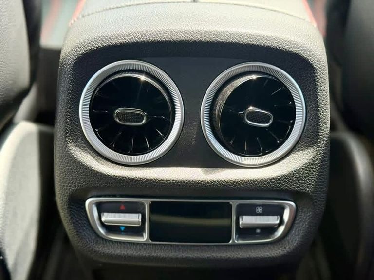 2019 Mercedes-Benz G-Class thumbnail 11