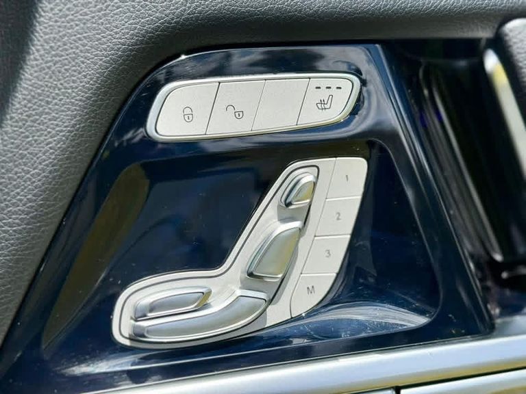 2019 Mercedes-Benz G-Class thumbnail 12