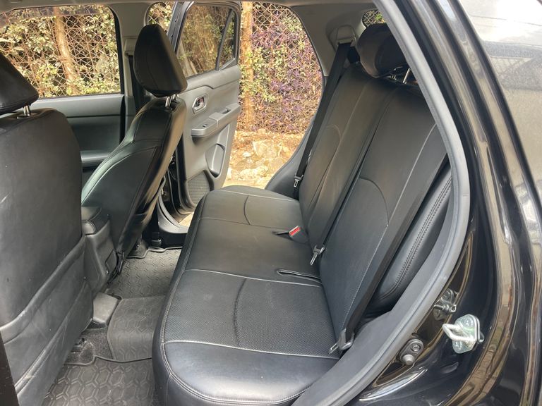 2019 Daihatsu Rocky thumbnail 5