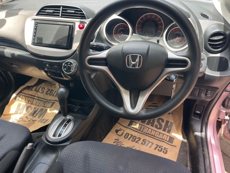 2009 Honda Fit thumbnail 9