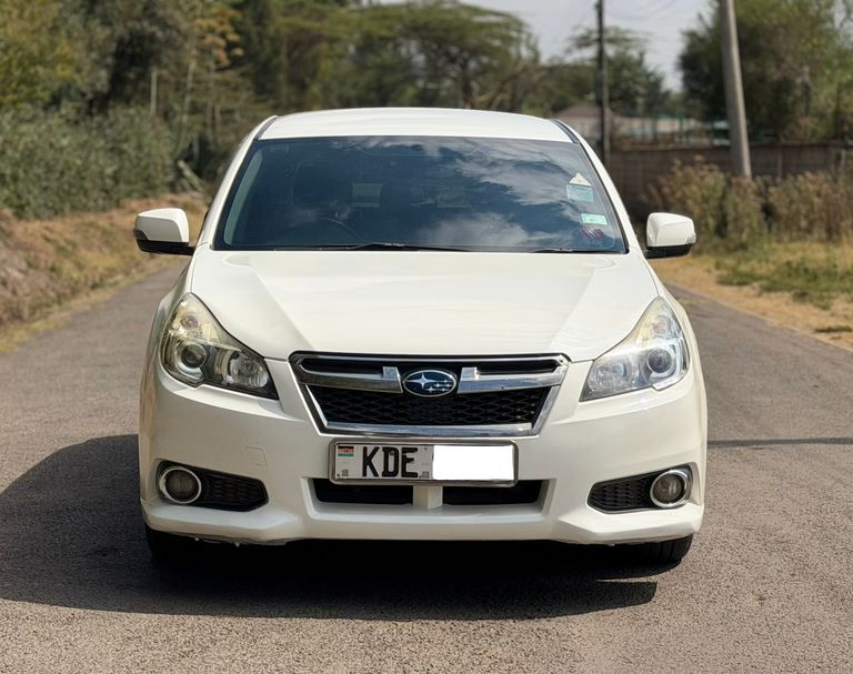 2014 Subaru Legacy thumbnail 3