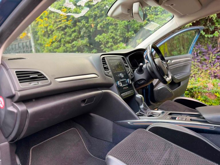2019 Renault Megane thumbnail 9