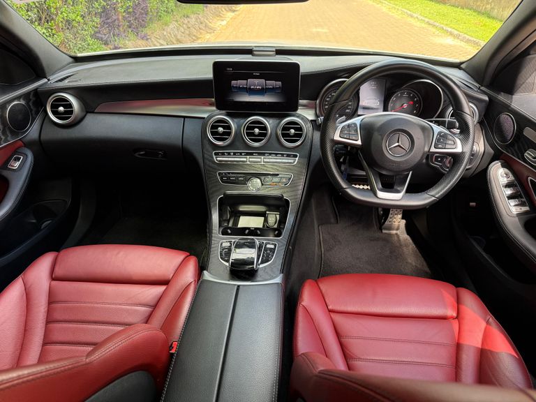 2018 Mercedes-Benz C-Class thumbnail 7