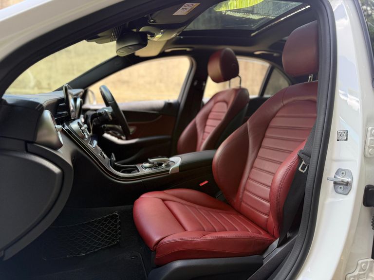 2018 Mercedes-Benz C-Class thumbnail 8