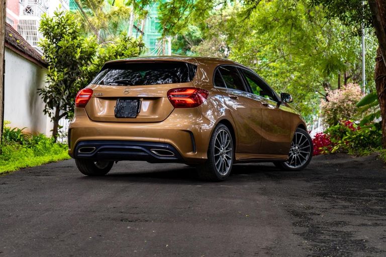 2017 Mercedes-Benz A-Class thumbnail 4