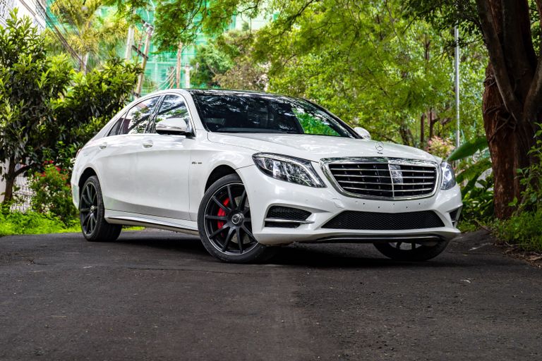 2016 Mercedes-Benz S-Class thumbnail 2