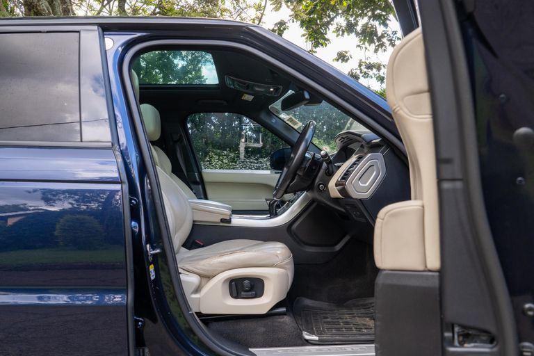 2016 Range Rover Range Rover Sport thumbnail 8