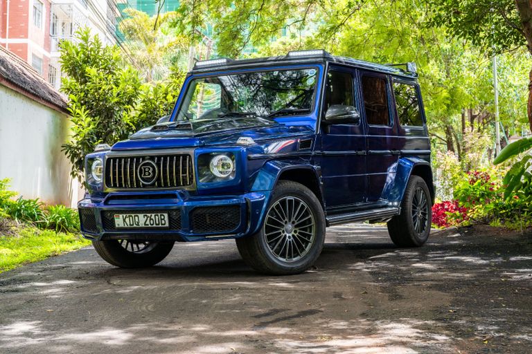 2016 Mercedes-Benz G-Class thumbnail 2