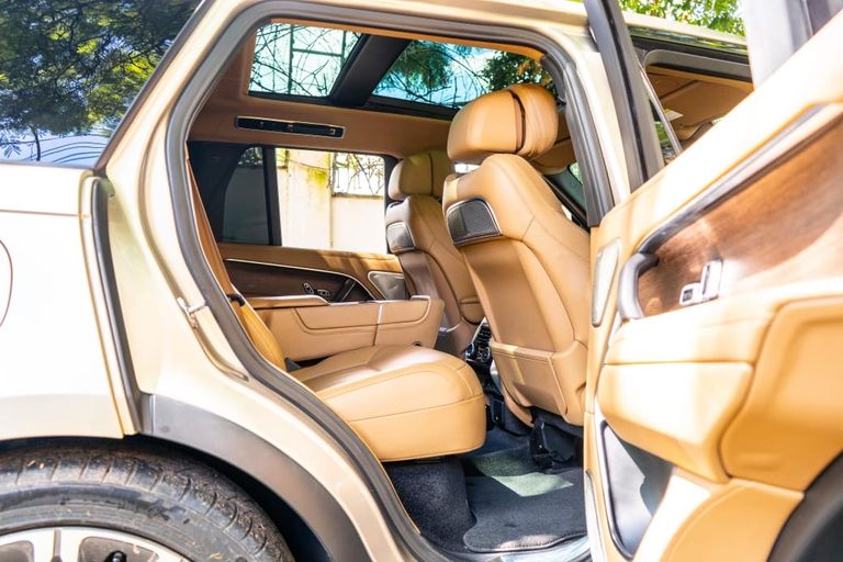 2023 Range Rover Range Rover Autobiography thumbnail 11