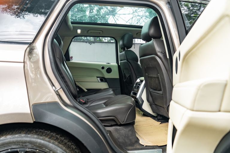 2016 Range Rover Range Rover Sport thumbnail 9
