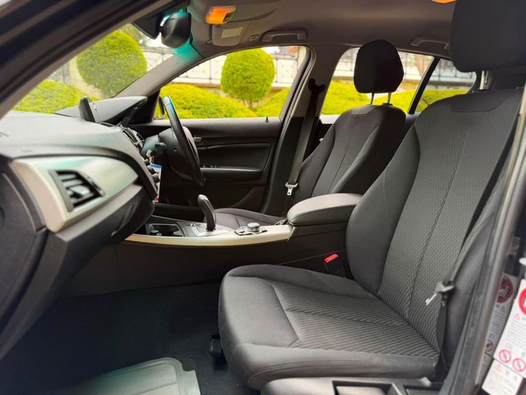 2012 BMW 1 Series thumbnail 8