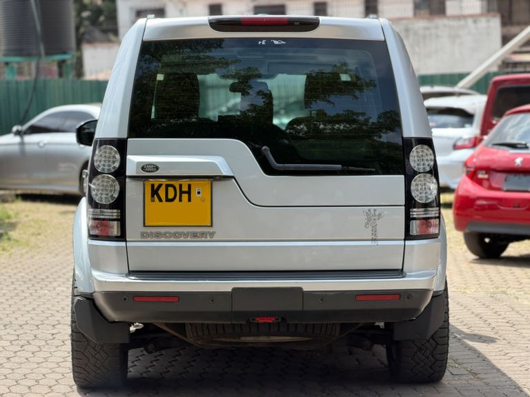 2015 Land Rover Discovery 4 thumbnail 6