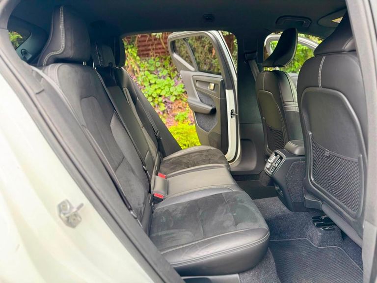 2019 Volvo XC40 thumbnail 11