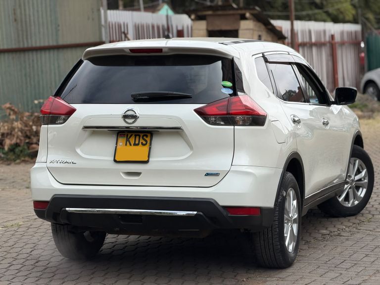 2016 Nissan X-Trail thumbnail 3