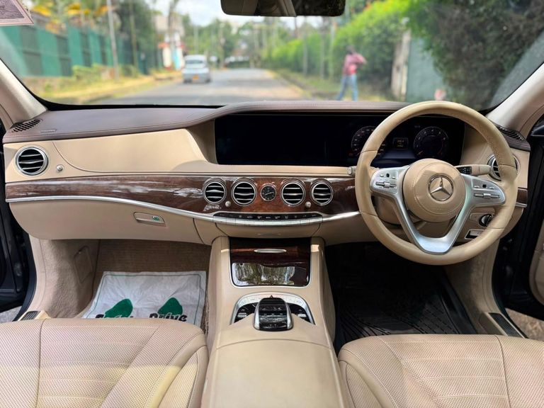2018 Mercedes-Benz S-Class thumbnail 15